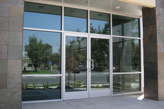 Innisfil-commercial-door-repair