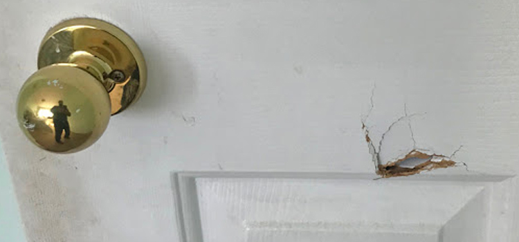 interior door hole repair Innisfil