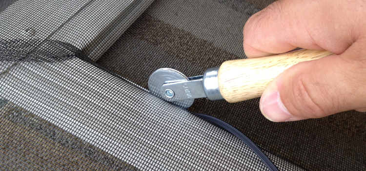 metal screen door repair in Innisfil